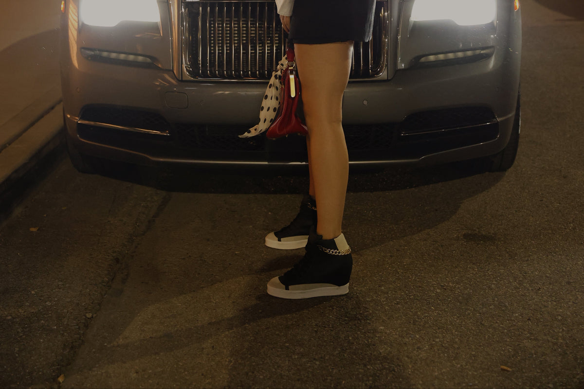 THE NEW RULES OF SNEAKERS