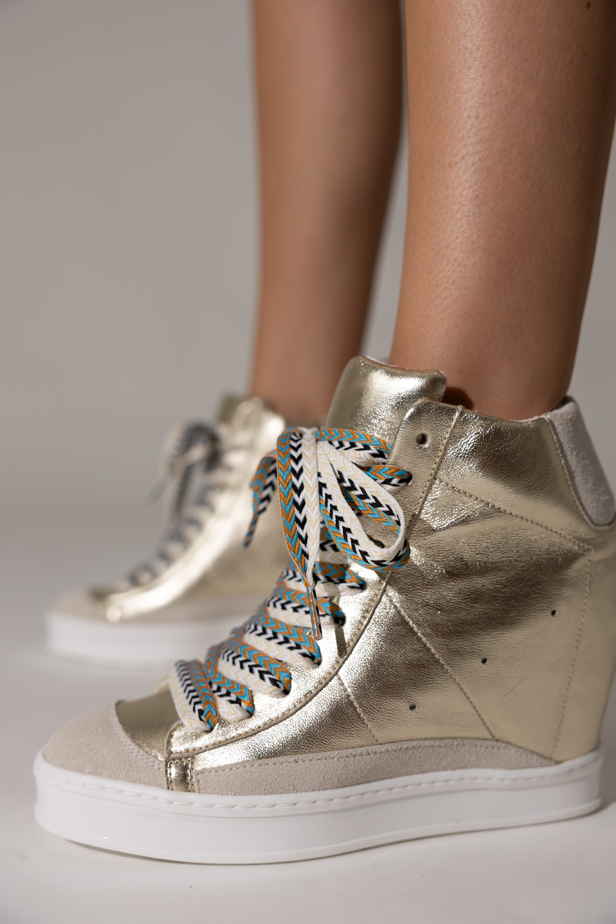 スニーカー Golden  SNEAKER (GWF00101F007558) Golden Goose Sneaker Super-Star white/pink/black with